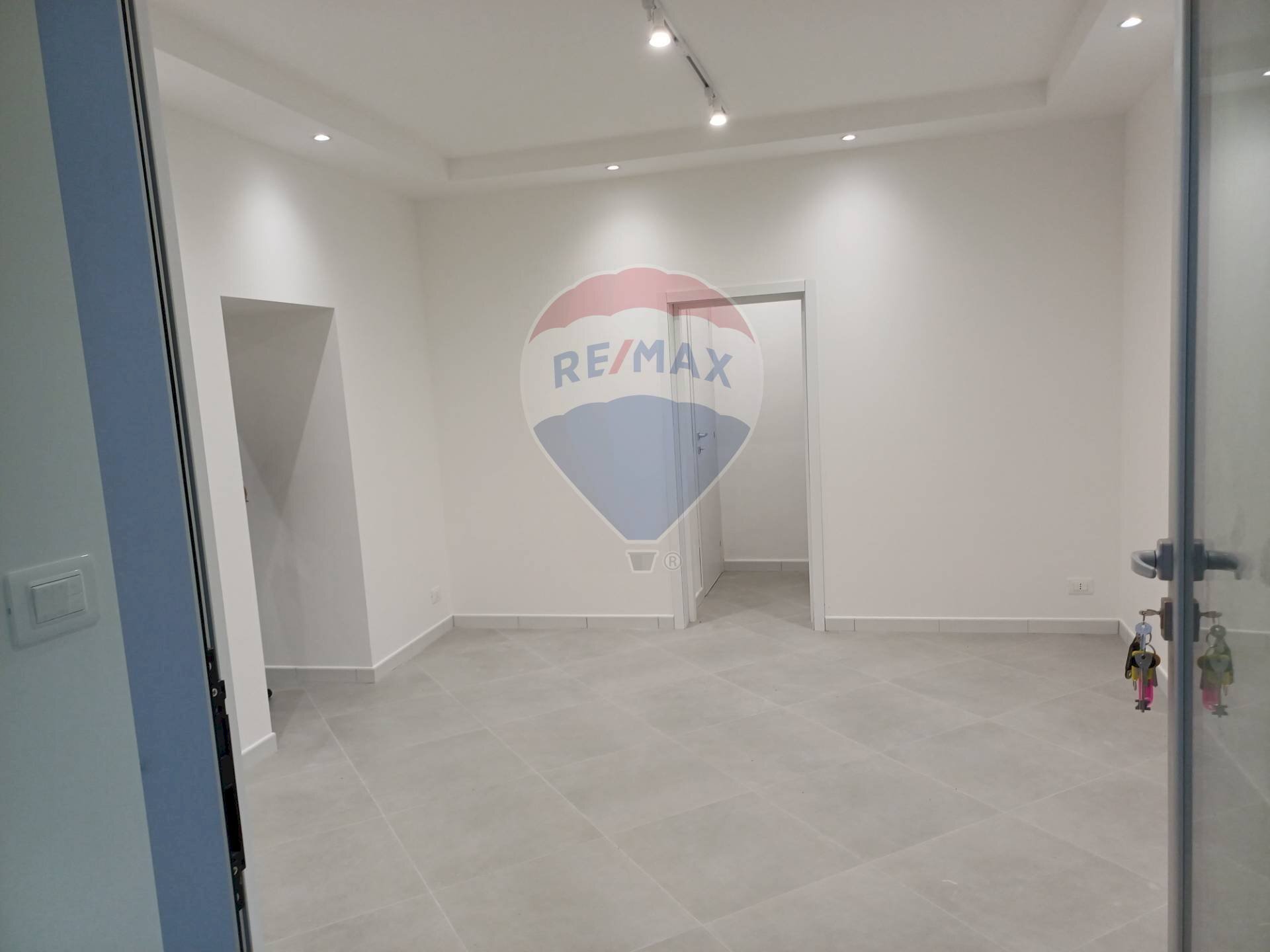 Stanza vuota - Locale Commerciale via Corallo
 
17, Chiaramonte Gulfi - foto 1