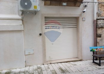 Edificio all\'aperto - Locale Commerciale via Corallo
 
17, Chiaramonte Gulfi - foto 6