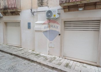 Edificio all\'aperto - Locale Commerciale via Corallo
 
17, Chiaramonte Gulfi - foto 7