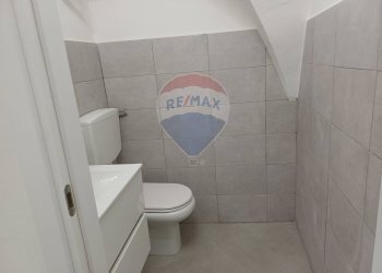 Bagno - Locale Commerciale via Corallo
 
17, Chiaramonte Gulfi - foto 9