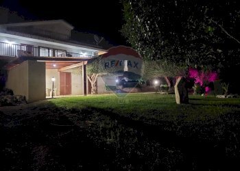 Casa all\'aperto - Villa C.le Zimmardo Cianciò Tenere di Modica
 
9, Modica - foto 26