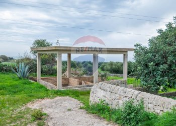 Giardino - Villa C.le Zimmardo Cianciò Tenere di Modica
 
9, Modica - foto 31
