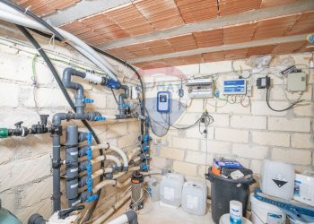 Dispensa di stoccaggio - Villa C.le Zimmardo Cianciò Tenere di Modica
 
9, Modica - foto 34