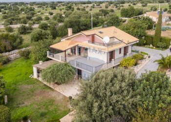 Casa all\'aperto - Villa C.le Zimmardo Cianciò Tenere di Modica
 
9, Modica - foto 38