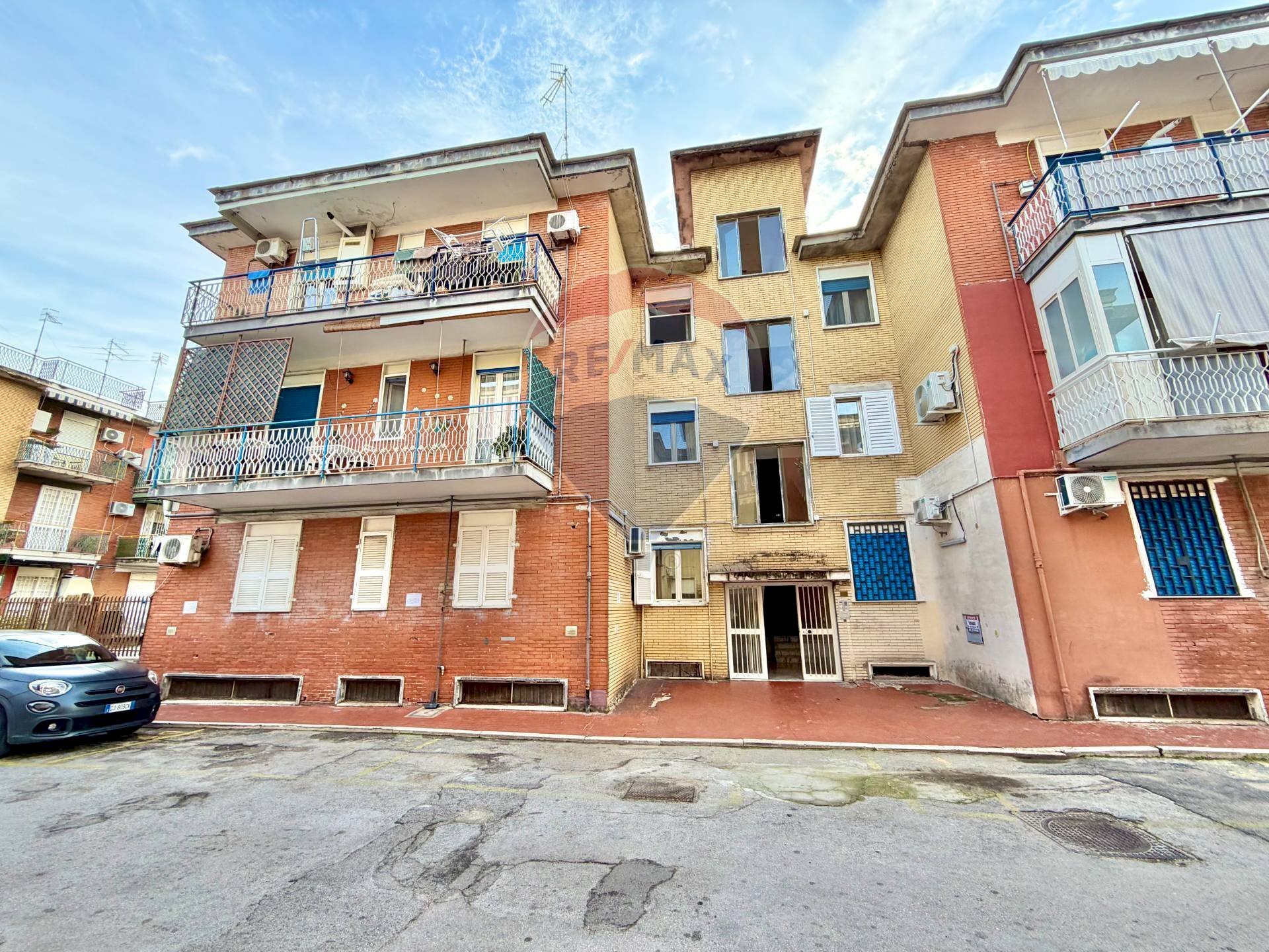 Edificio all\'aperto - Trilocale CORSO EUROPA
 
382, Villaricca - foto 2