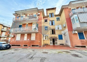 Edificio all\'aperto - Trilocale CORSO EUROPA
 
382, Villaricca - foto 2