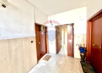 Hall / corridoio - Trilocale CORSO EUROPA
 
382, Villaricca - foto 24