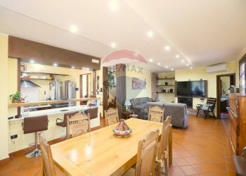 Sala da pranzo - Villa Tuglie - foto 12