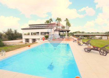 Piscina - Villa Tuglie - foto 52