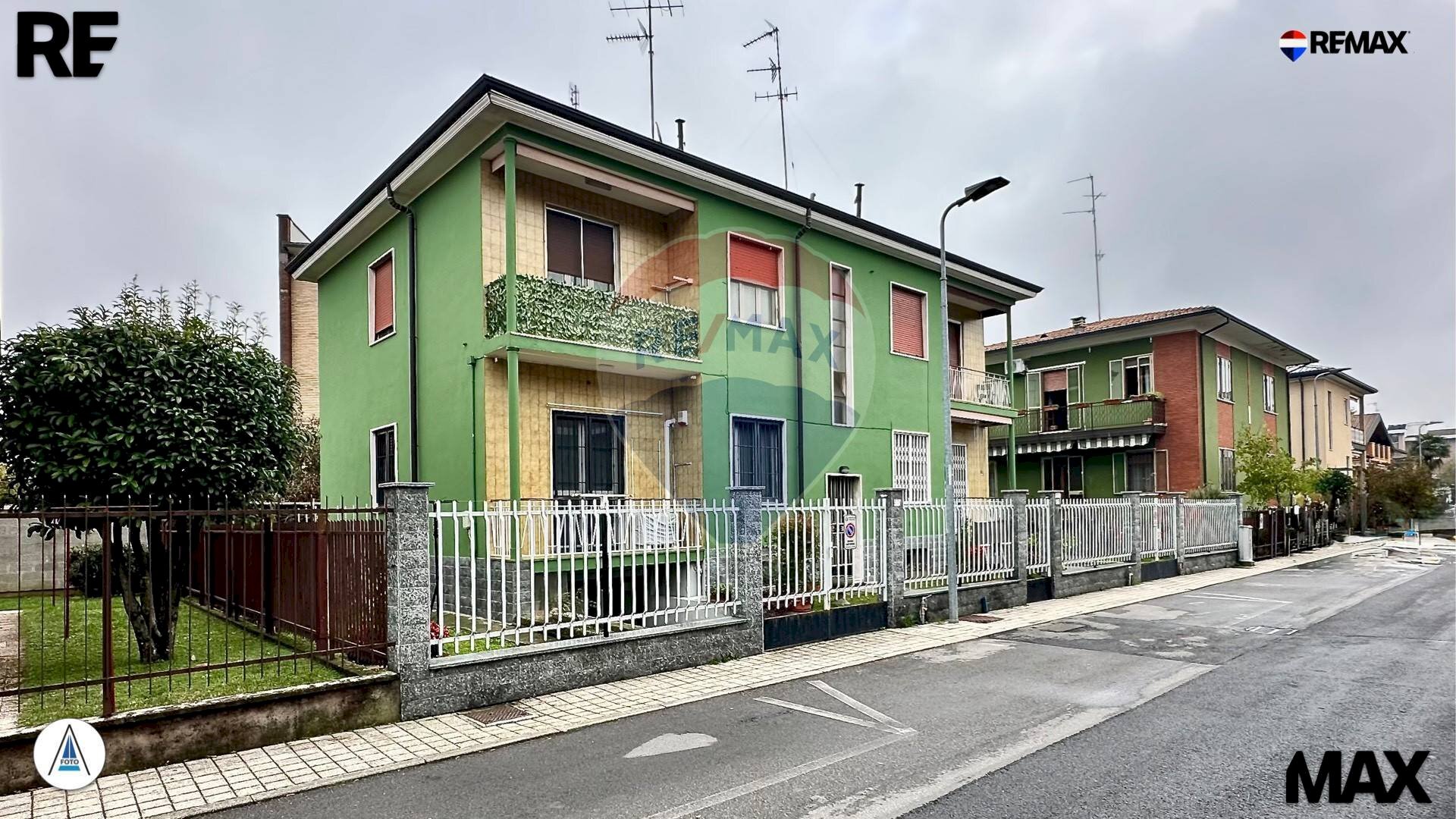 Casa all\'aperto - Non-buildable land via Petrarca
 
33/35, Rozzano - photo 3