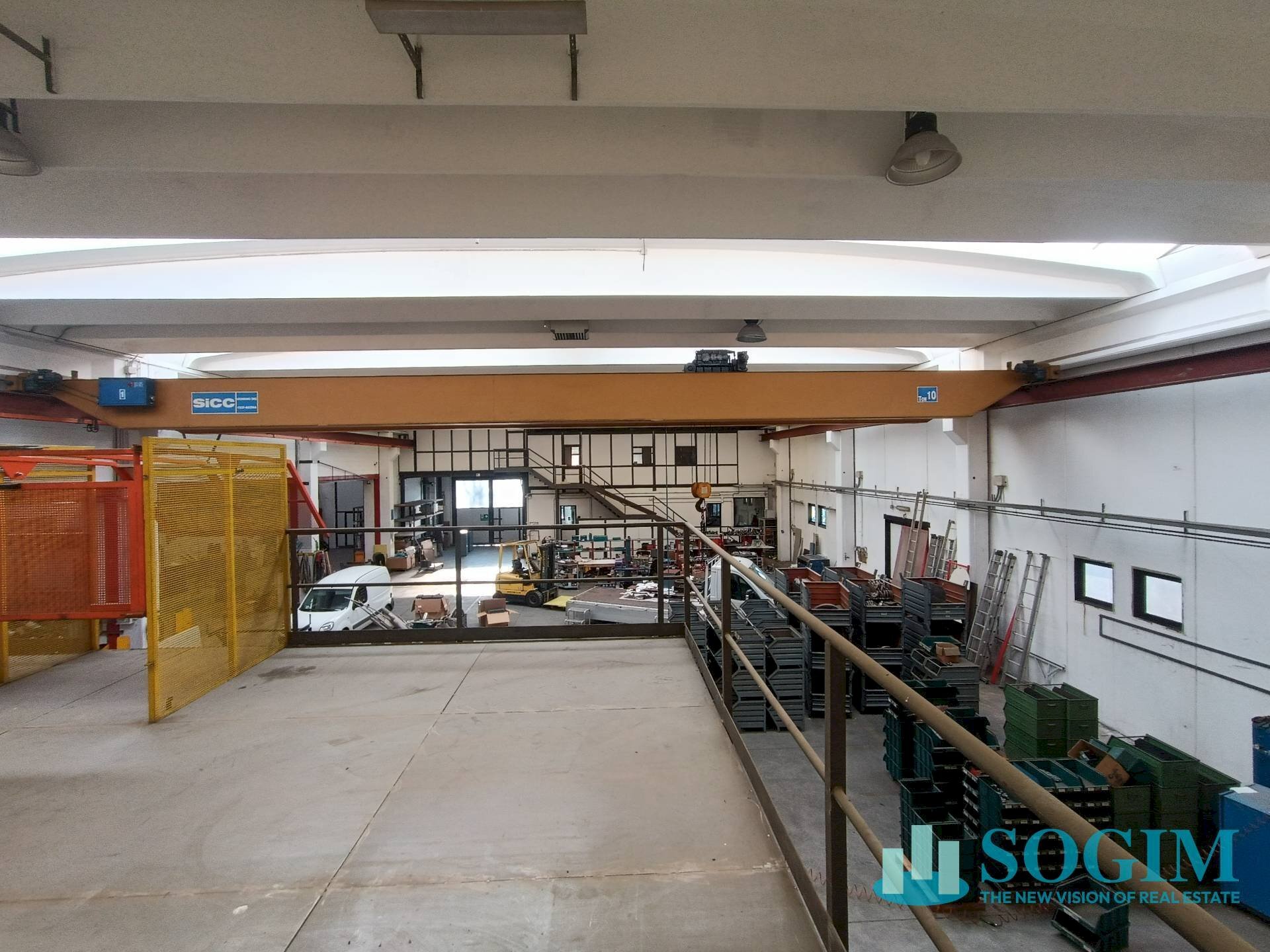 Capannone - Shed Via Maestri del lavoro
 
14, Carbonate - photo 1