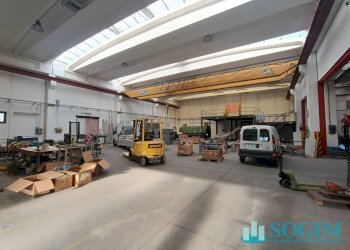 Capannone_3 - Capannone Via Maestri del lavoro
 
14, Carbonate - foto 4