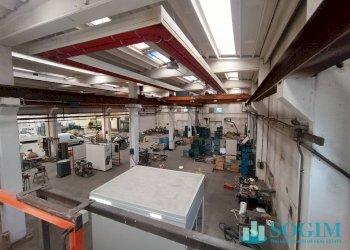 Capannone_8 - Capannone Via Maestri del lavoro
 
14, Carbonate - foto 9