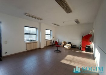 Ufficio - Capannone Via Maestri del lavoro
 
14, Carbonate - foto 13