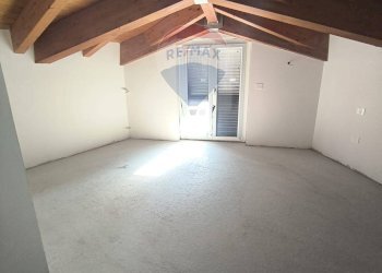 Stanza vuota - Villa Bifamiliare VIA MICHELE PALUMBO
 
SNC, Città Sant'Angelo - foto 32