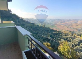 Balcone - Villa Bifamiliare via michele palumbo
 
snc, Città Sant'Angelo - foto 17