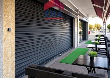 Foto 2 - Attività Commerciale Via Dei Castelli Romani
22, Pomezia - foto 2