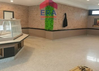 Foto 3 - Attività Commerciale Via Dei Castelli Romani
22, Pomezia - foto 3