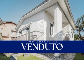 Foto 1 - Villa Via San Martino
 
9, Cuggiono - photo 1