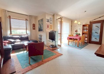 Salone - Appartamento via Biella, 14, Nichelino - foto 3