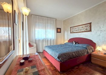 Camera da letto - Appartamento via Biella, 14, Nichelino - foto 8