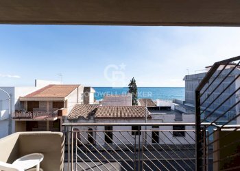 Foto 2 - Trilocale VIA SPIAGGIA
 
111, Mascali - foto 2