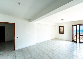 Foto 3 - Trilocale VIA SPIAGGIA
 
111, Mascali - foto 3