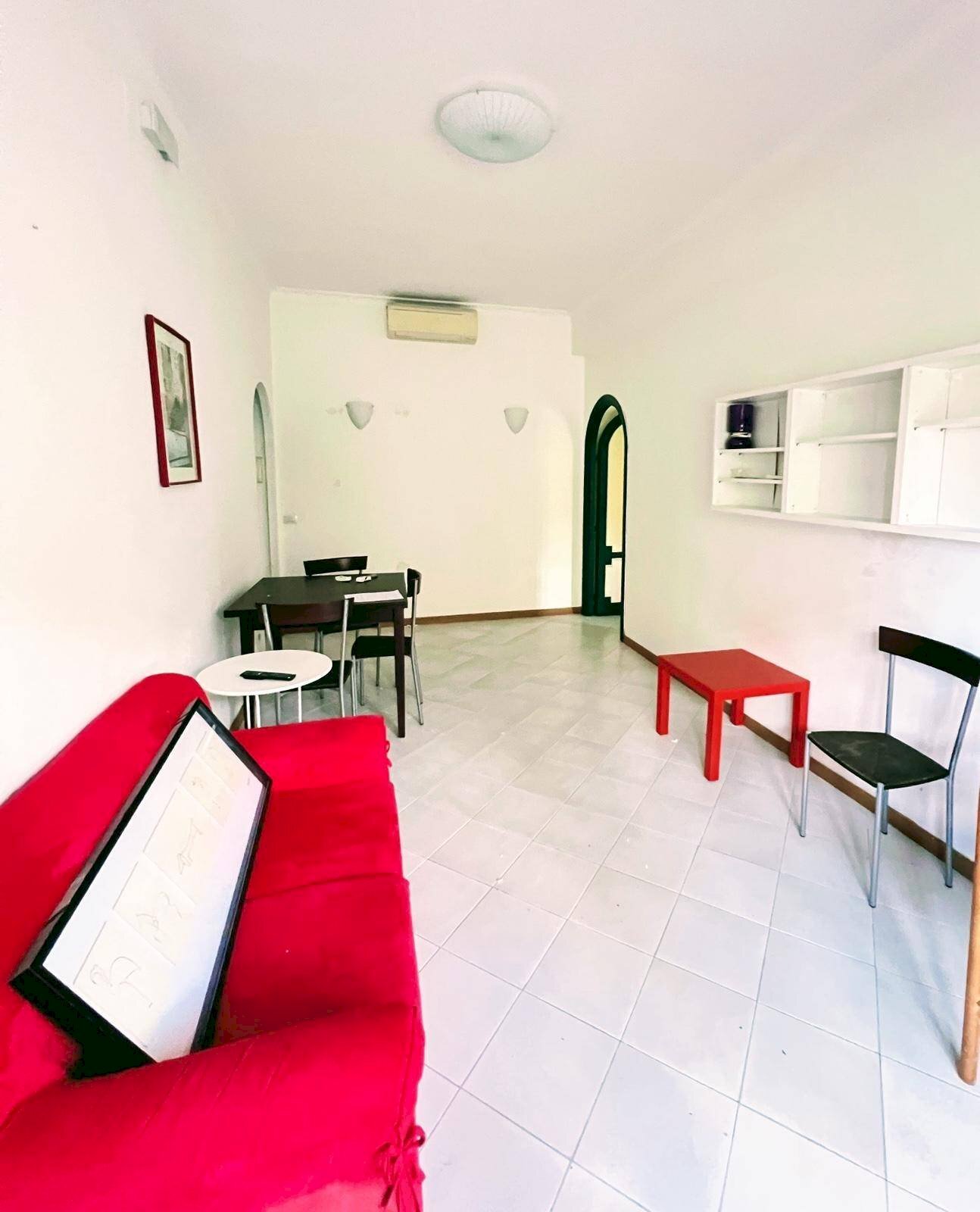 Foto 1 - Bilocale via dell acqua traversa
 
185, Roma - foto 1