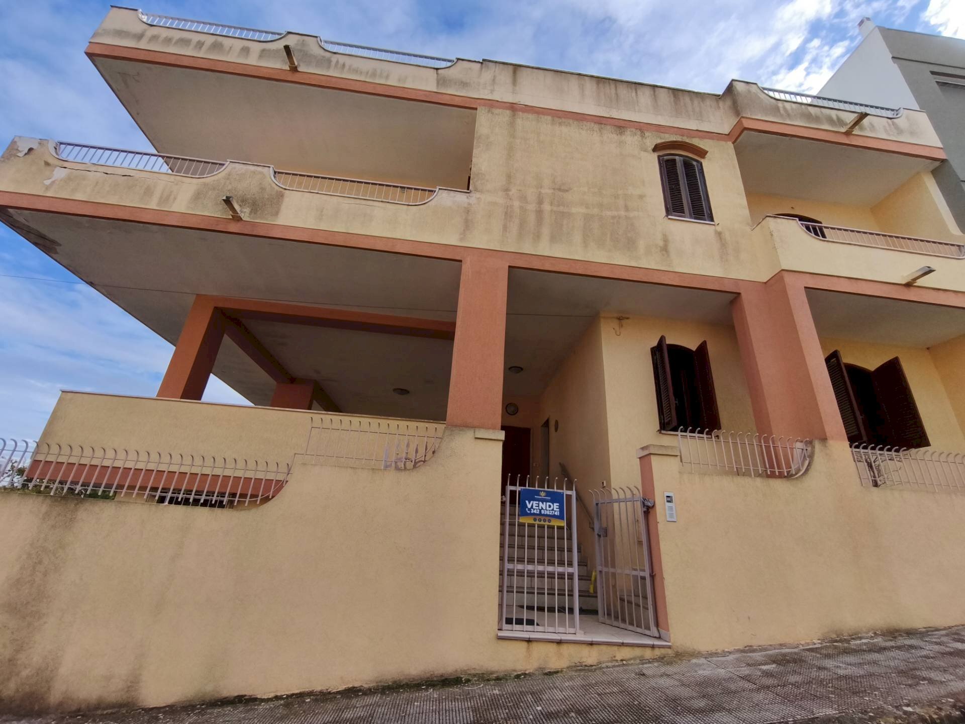 Foto 1 - Villa Via Sondrio
 
8, Gallipoli - photo 1