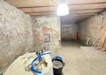 Foto 1 - Magazzino VIcolo tarzana
 
3, Palermo - foto 1