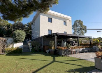 Foto 2 - Stabile - Palazzo Via Vesuvio
 
71, Ercolano - foto 2