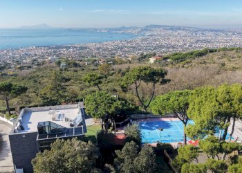 Foto 11 - Stabile - Palazzo Via Vesuvio
 
71, Ercolano - foto 11