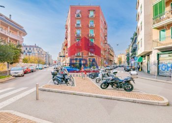 Foto 22 - Two-room apartment Via Degli Orombelli
 
18, Milano - photo 22