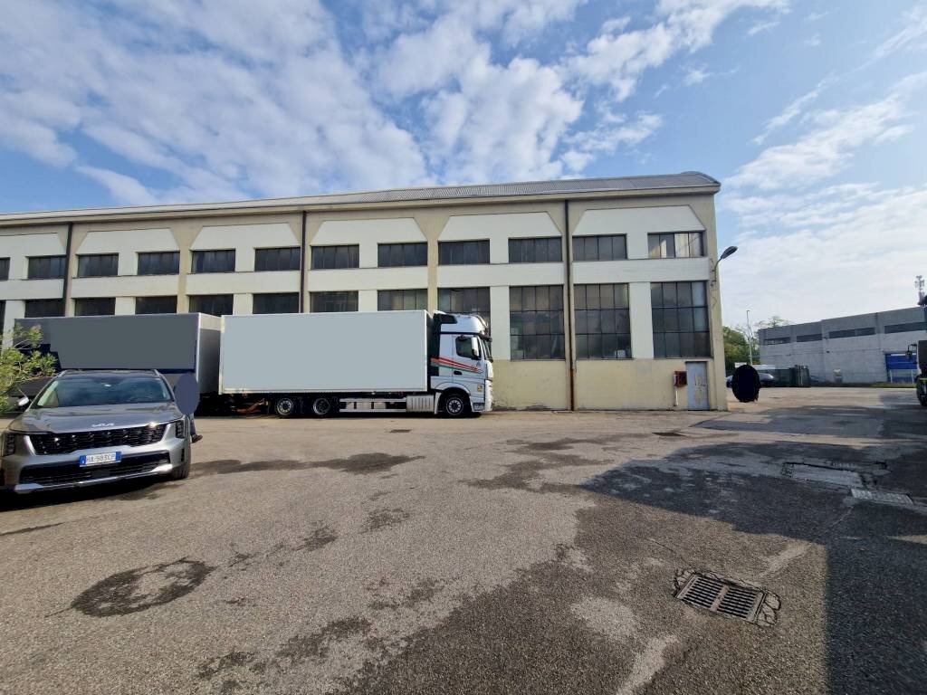 Facciata - Shed via Thomas Alva Edison, 209, Settimo Milanese - photo 3