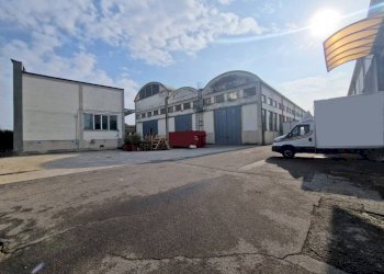 Facciata - Capannone via Thomas Alva Edison, 209, Settimo Milanese - foto 1
