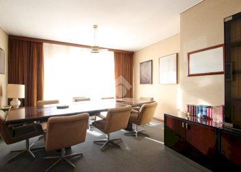 Three-room apartment Via Dante, Garbagnate Milanese - photo 1
