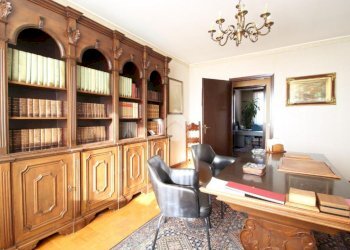 Three-room apartment Via Dante, Garbagnate Milanese - photo 16