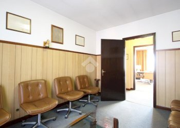 Three-room apartment Via Dante, Garbagnate Milanese - photo 20