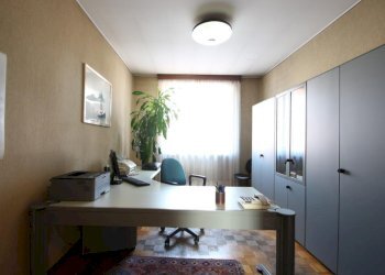 Three-room apartment Via Dante, Garbagnate Milanese - photo 21