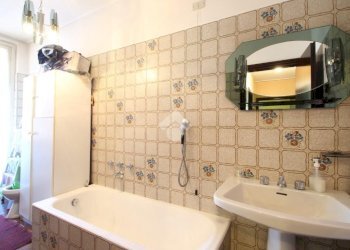 Three-room apartment Via Dante, Garbagnate Milanese - photo 25