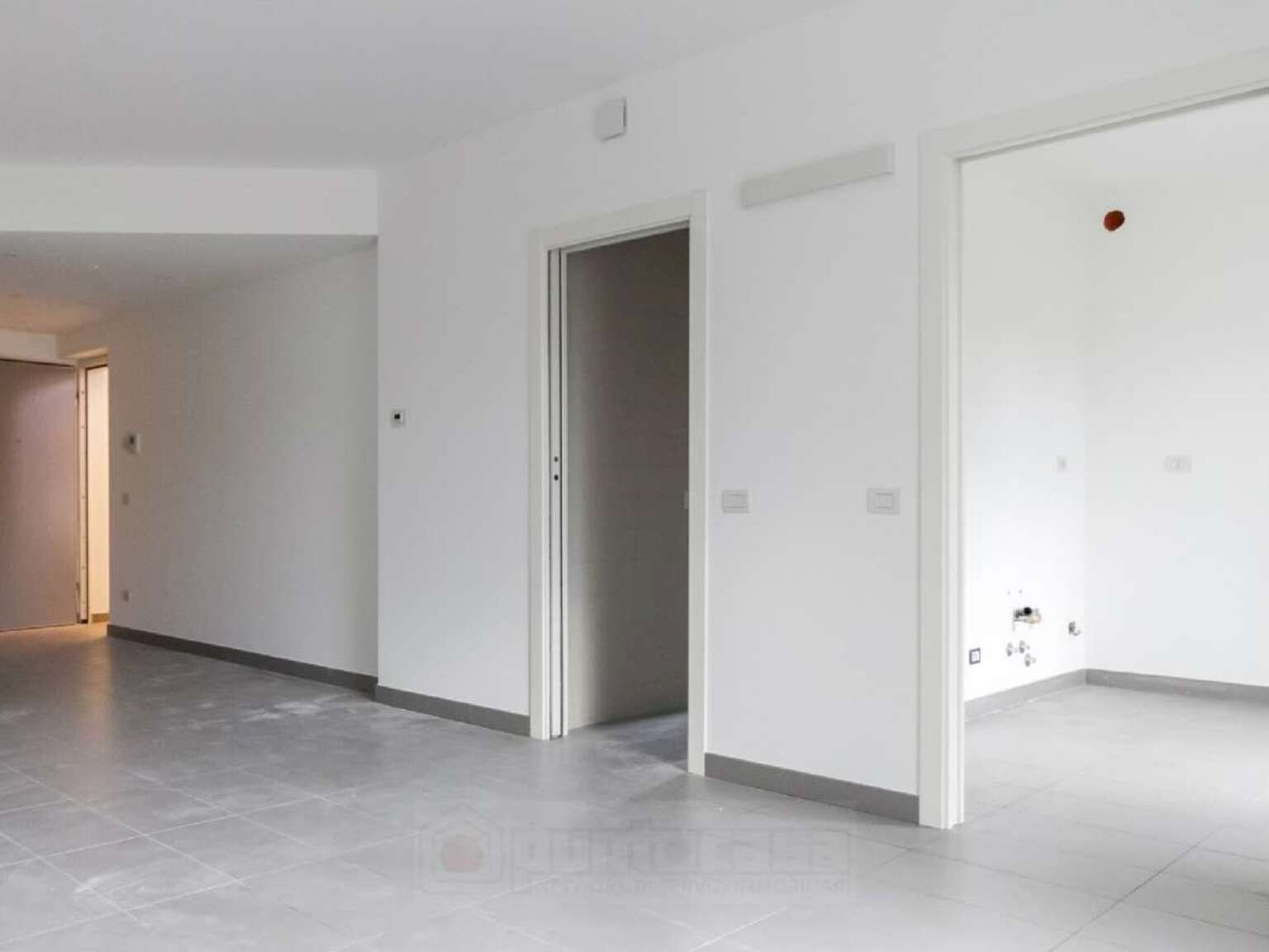 Three-room apartment Seregno - photo 2