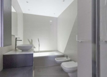 Three-room apartment Seregno - photo 17