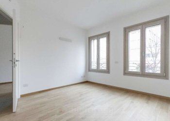 Three-room apartment Seregno - photo 21