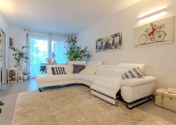 Three-room apartment Seregno - photo 1