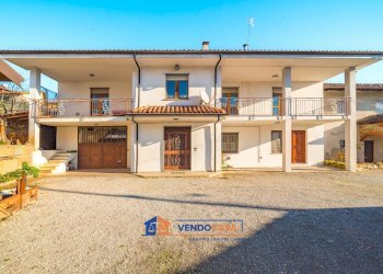 Independent house Busca - photo 1