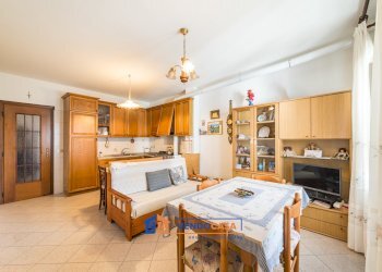 Independent house Busca - photo 4