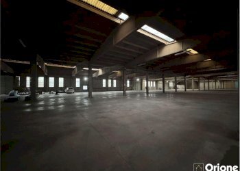 Capannone Casalgrande - foto 1