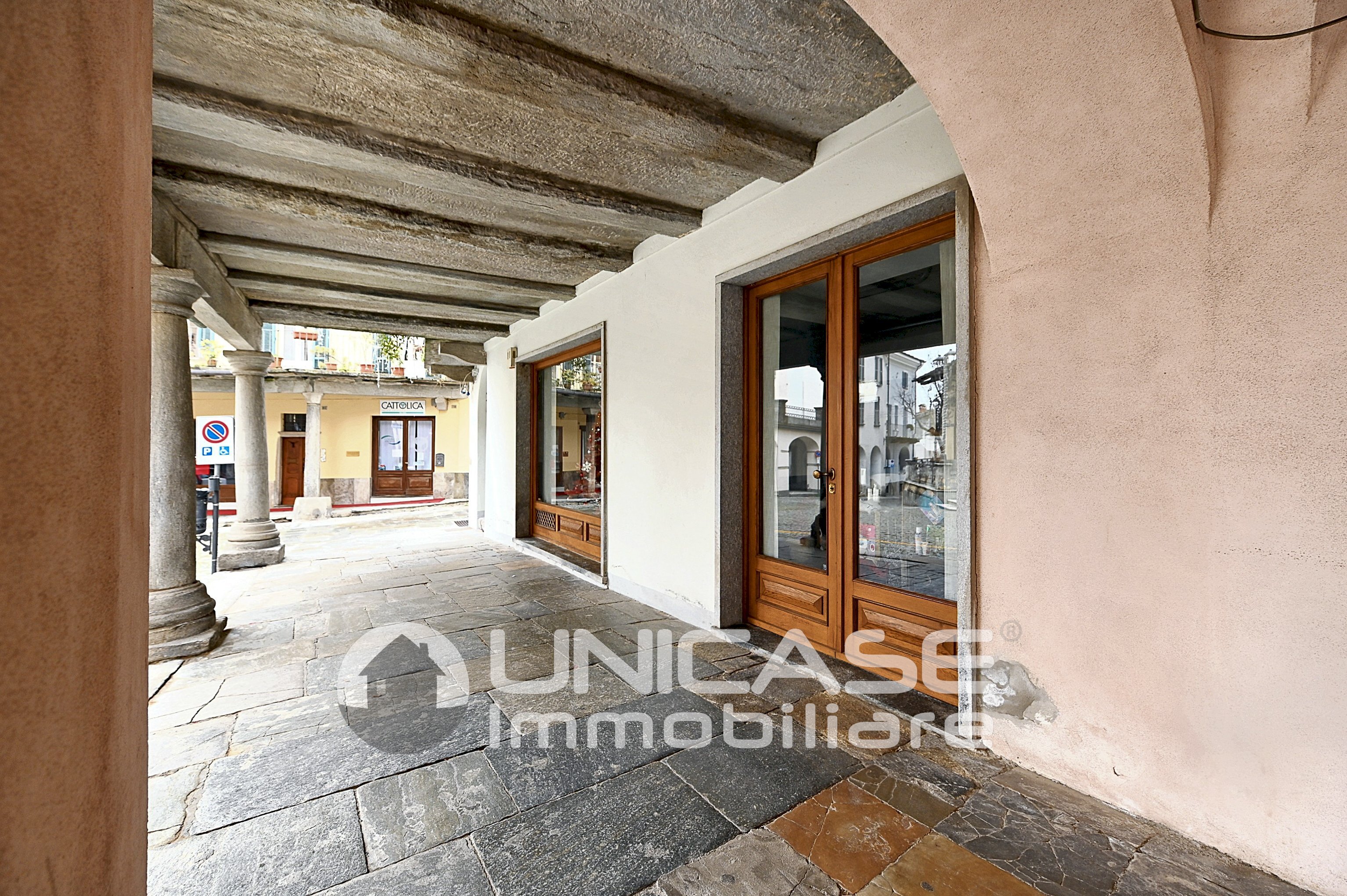 Commercial Premises Via Carle Costanzo, 87, Barge - photo 1