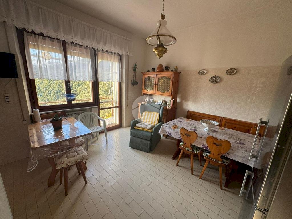 Appartamento Via Giuseppe Mazzini, Castiglione Chiavarese - foto 3