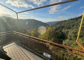 Appartamento Via Giuseppe Mazzini, Castiglione Chiavarese - foto 1